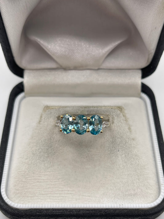 9ct gold blue and white zircon ring