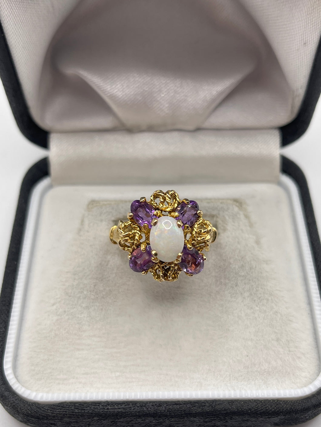 9ct gold opal and amethyst ring