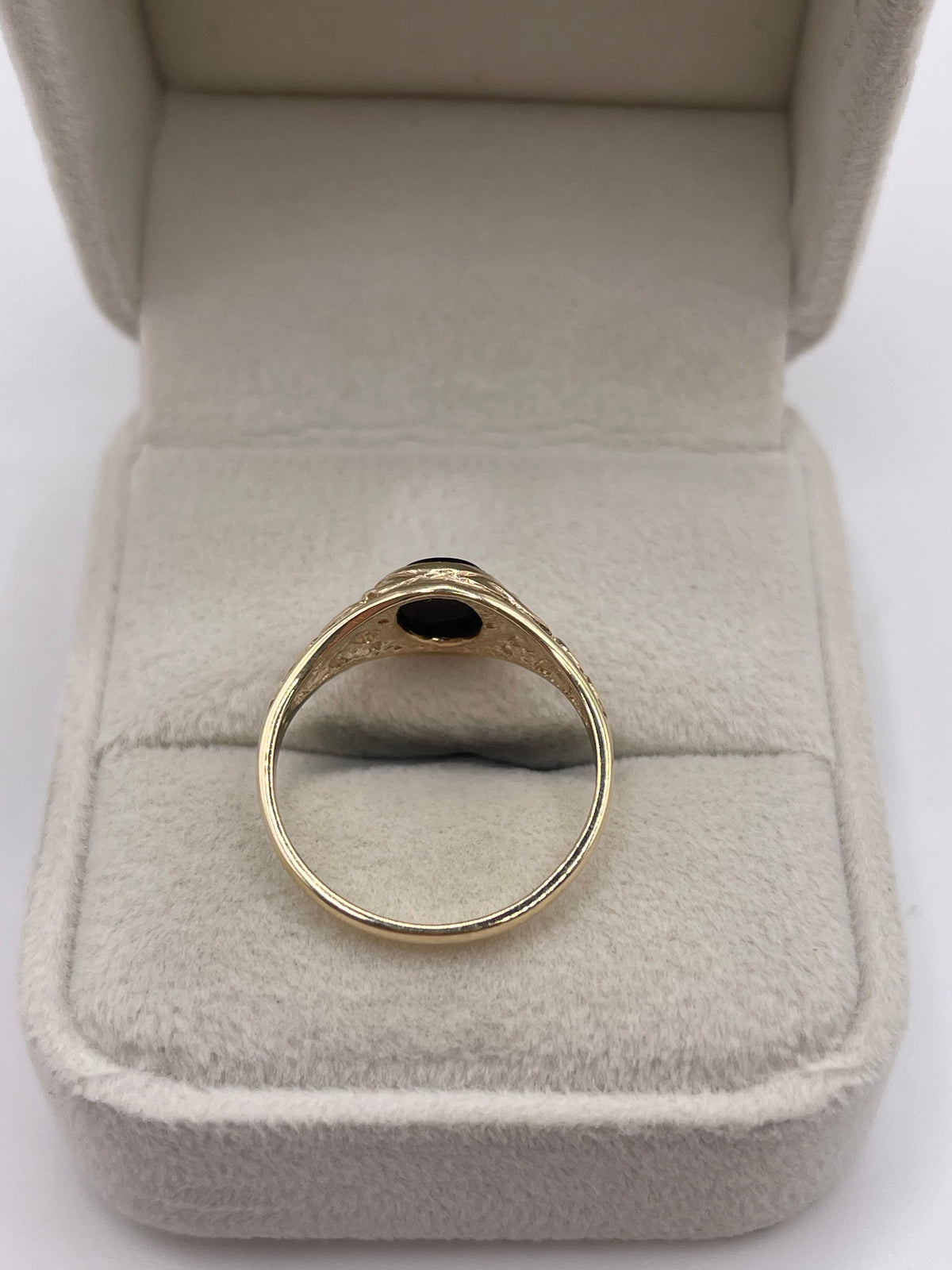 9ct gold onyx signet ring
