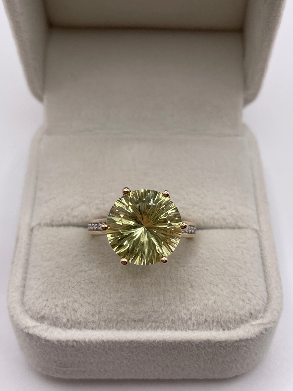 9ct gold lemon quartz and diamond ring