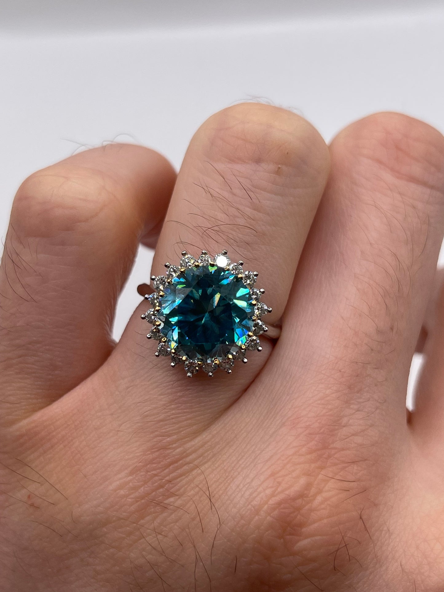 18ct gold platinum blue zircon and diamond ring