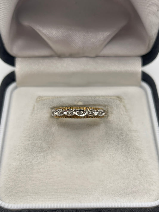 18ct gold diamond ring