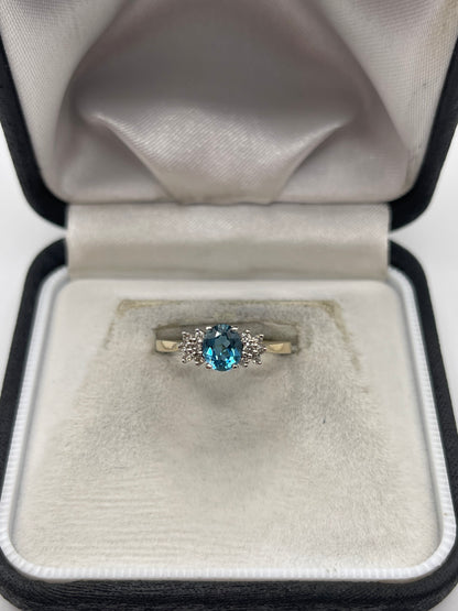9ct gold topaz and diamond ring