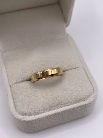 9ct gold band