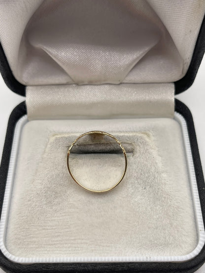 9ct gold claddagh ring