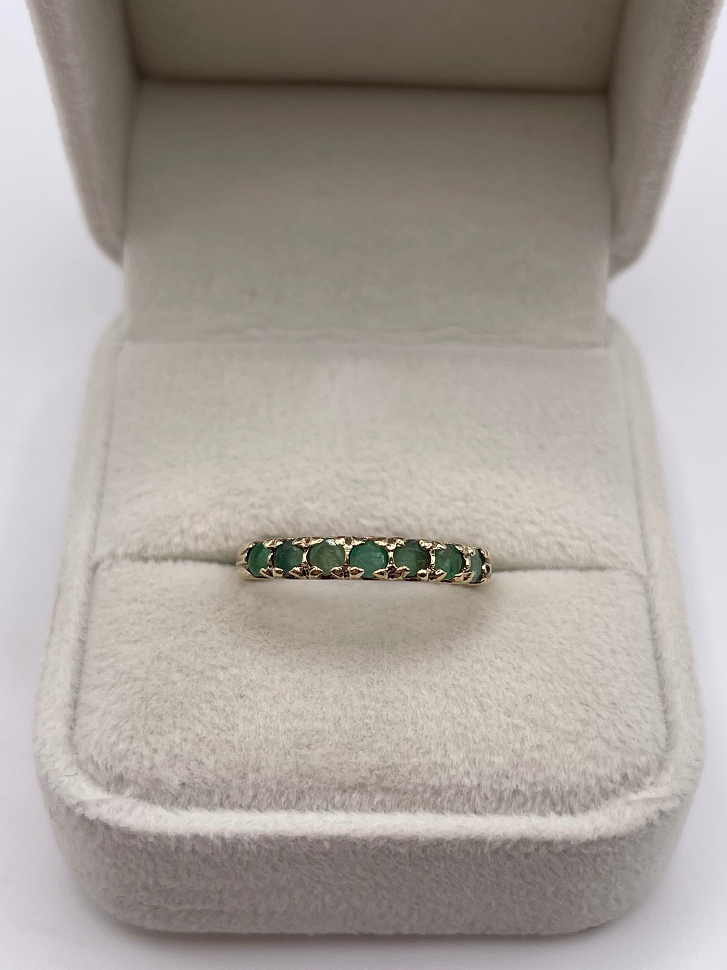 9ct gold emerald ring