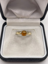 Load image into Gallery viewer, 9ct gold amber ring
