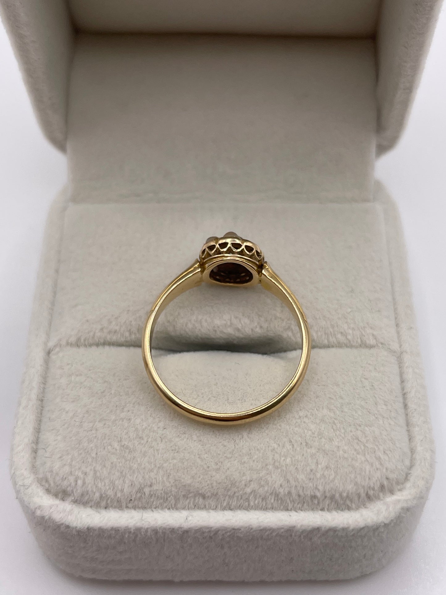 15ct gold pearl and diamond ring