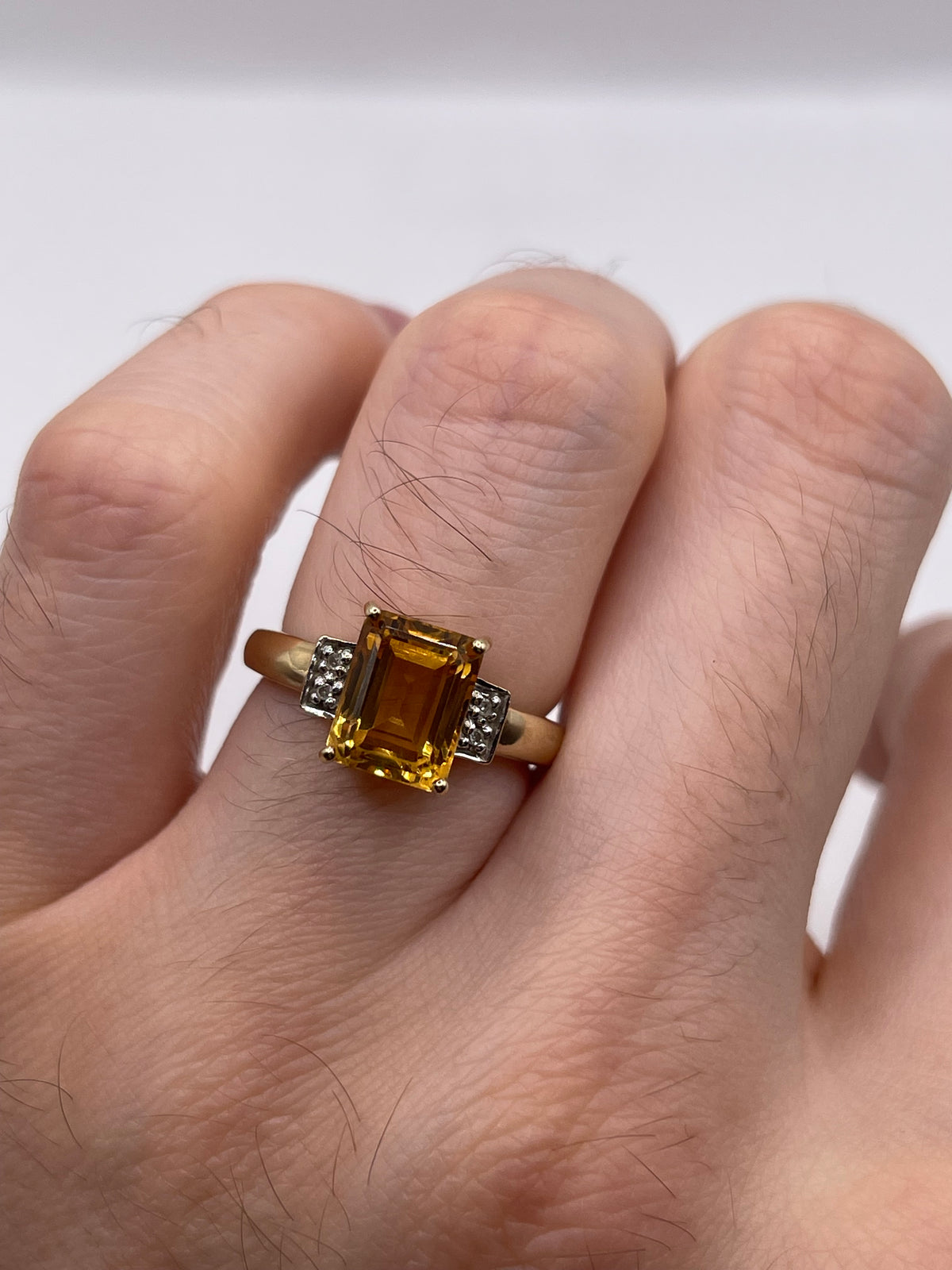 9ct gold citrine and diamond ring