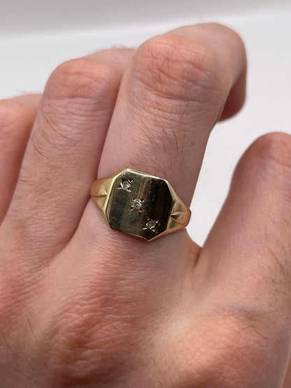 9ct gold diamond signet ring