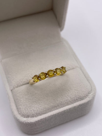9ct gold yellow sapphire ring