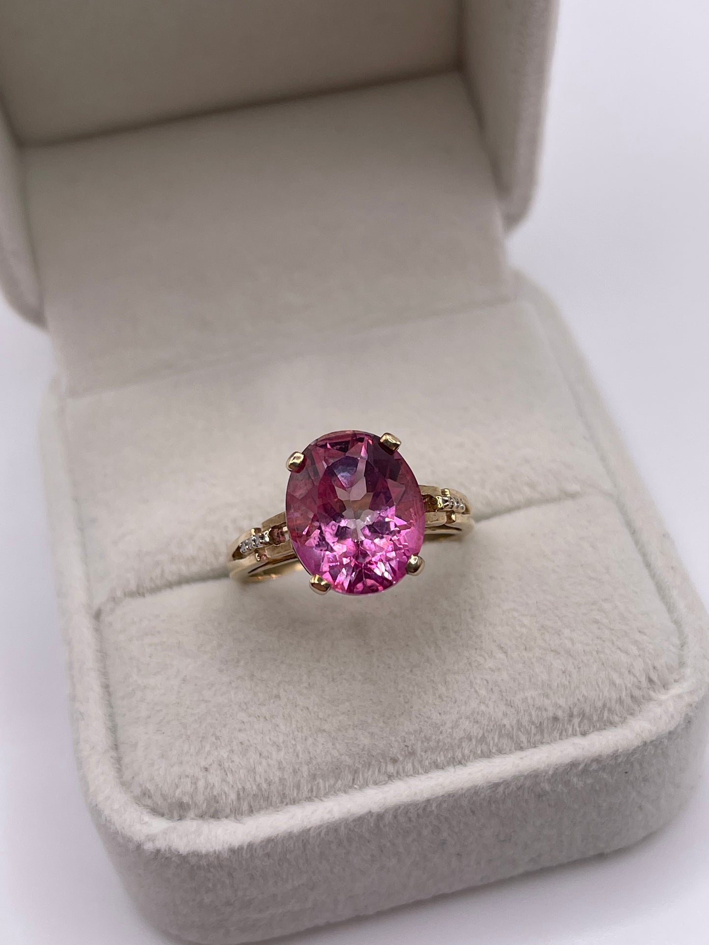 9ct gold pink topaz and diamond ring
