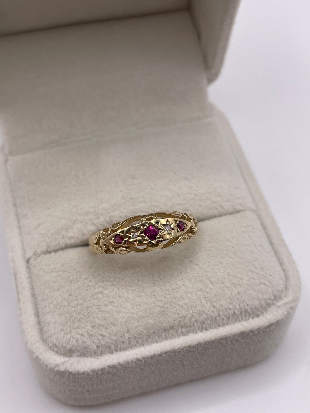 9ct gold ruby and diamond ring