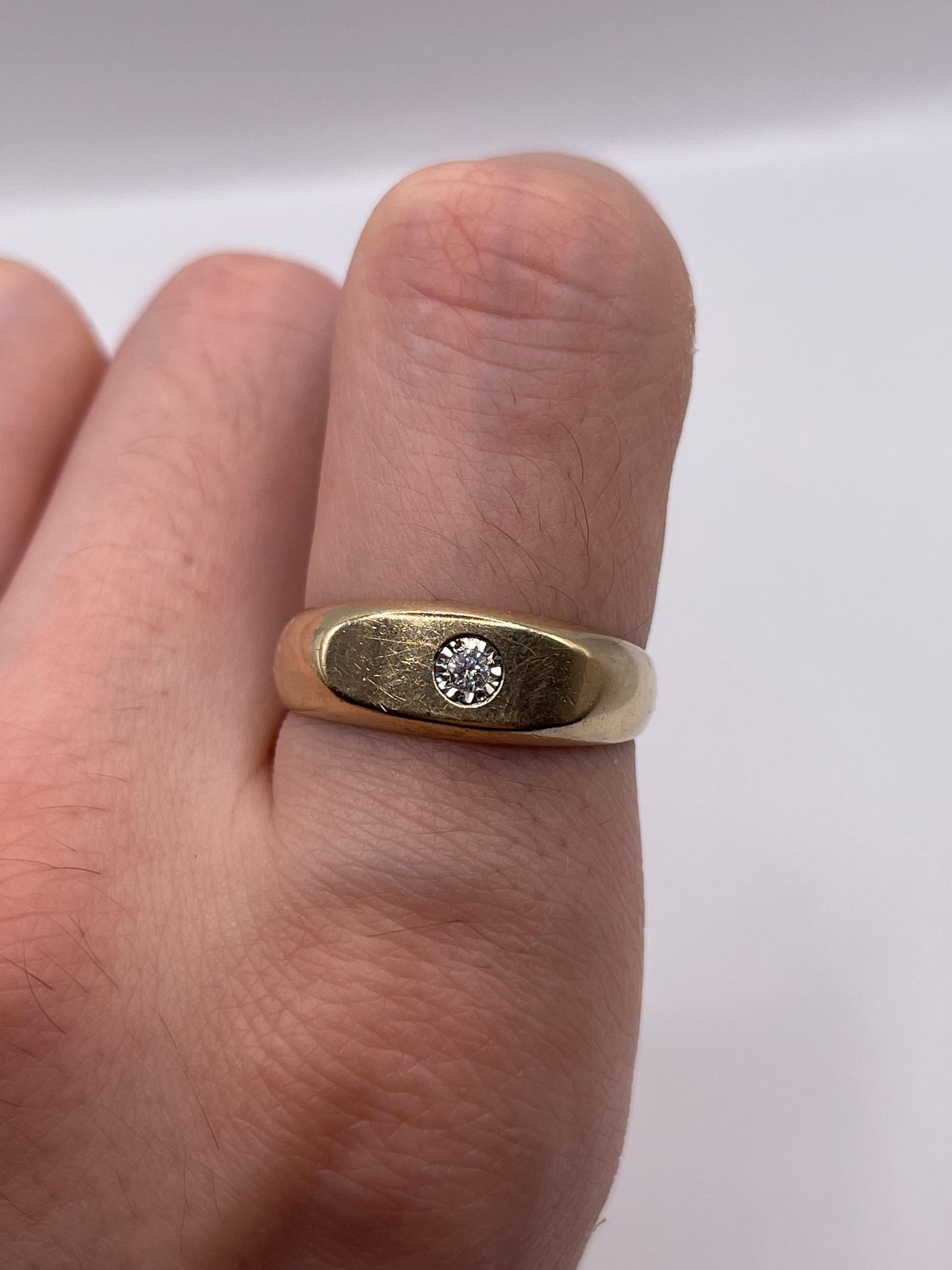 9ct gold diamond signet ring