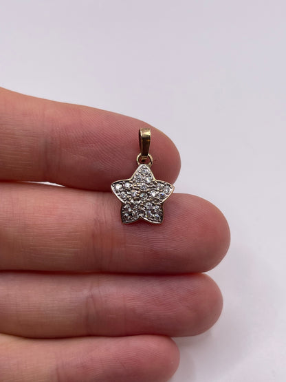 9ct gold cz star pendant