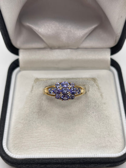 9ct gold tanzanite and diamond ring