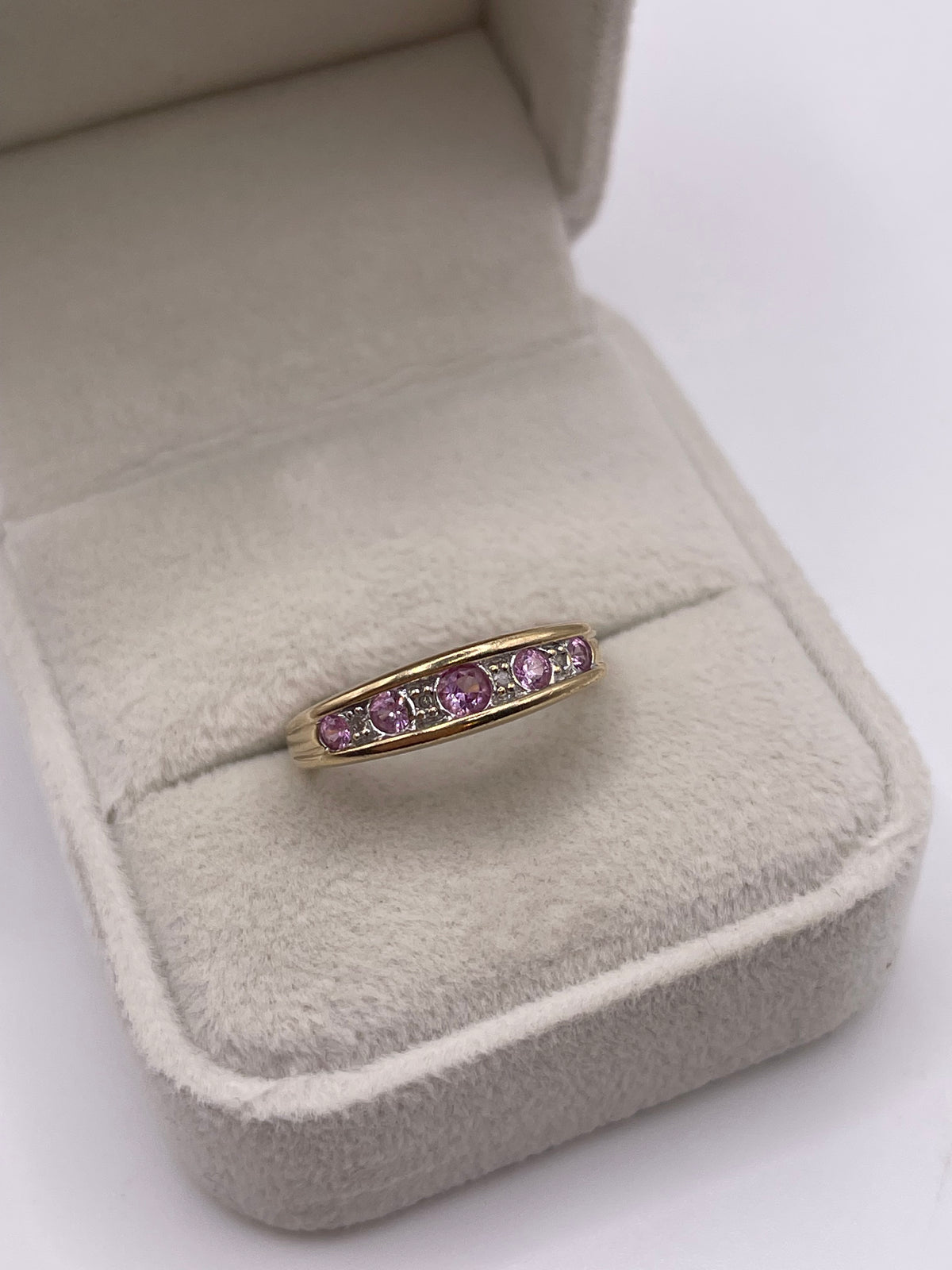 9ct gold pink sapphire and diamond ring