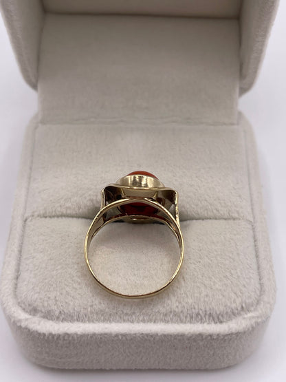 8ct gold coral ring
