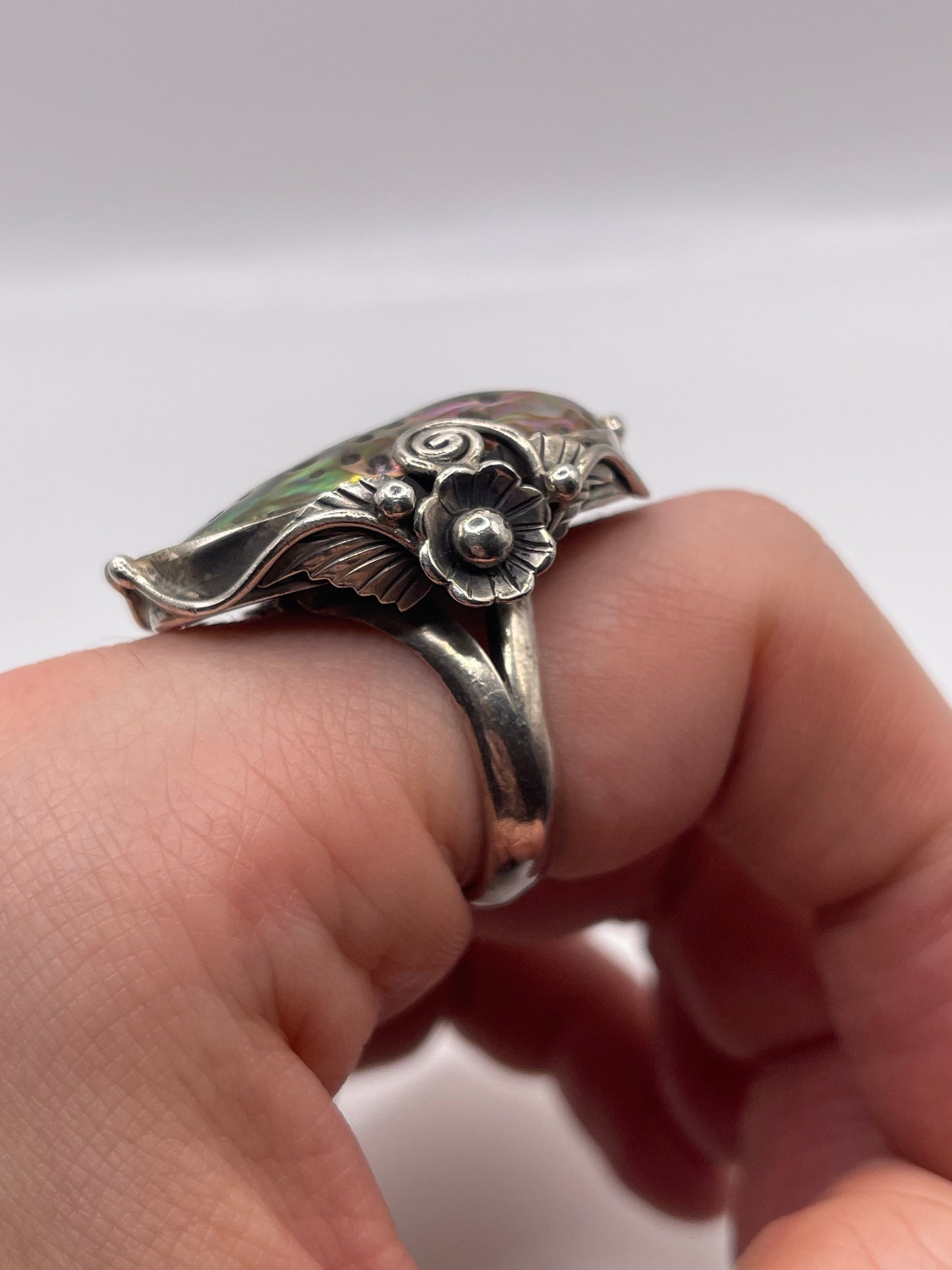 Silver abalone shell ring