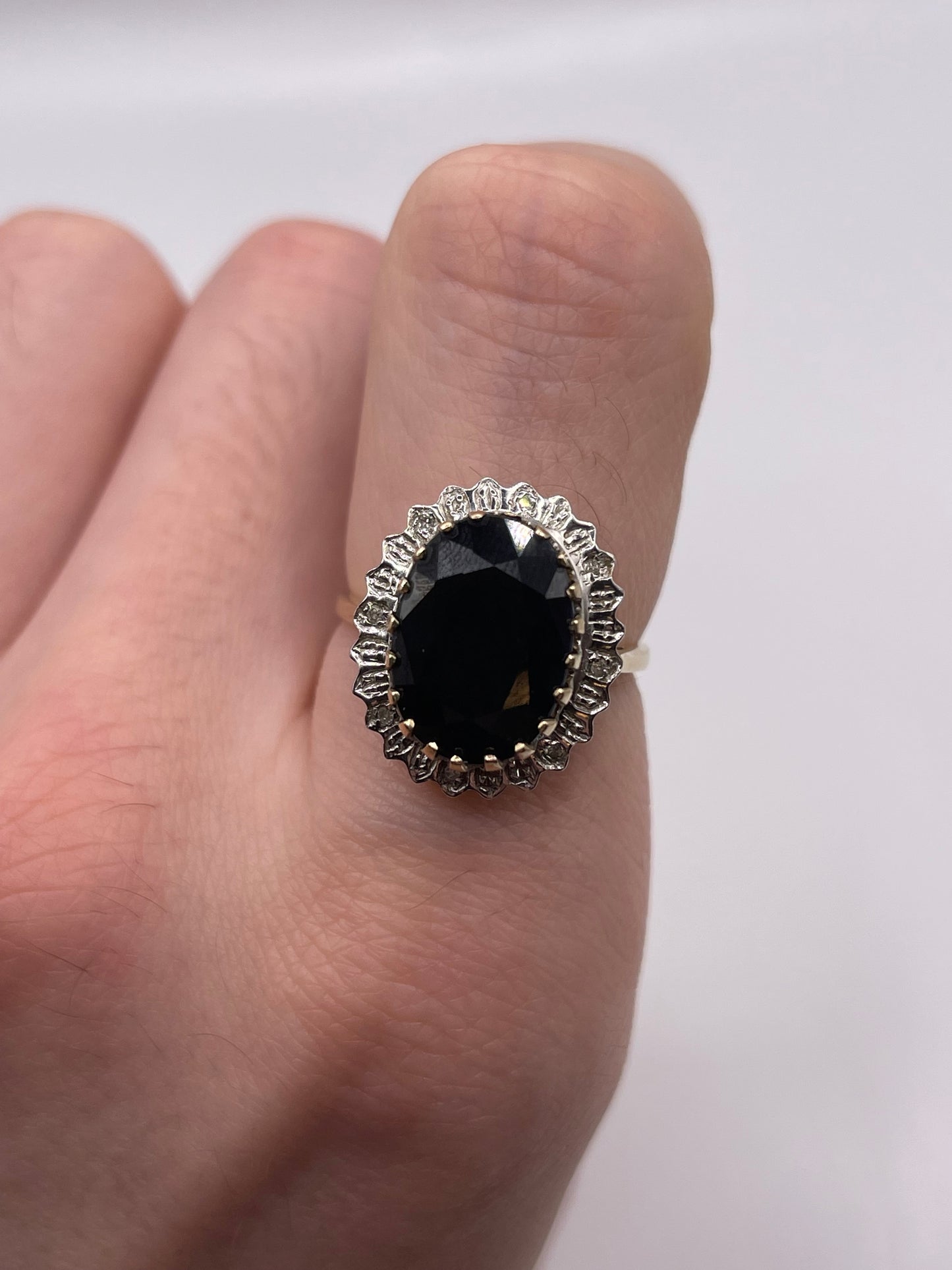 9ct gold sapphire and diamond ring
