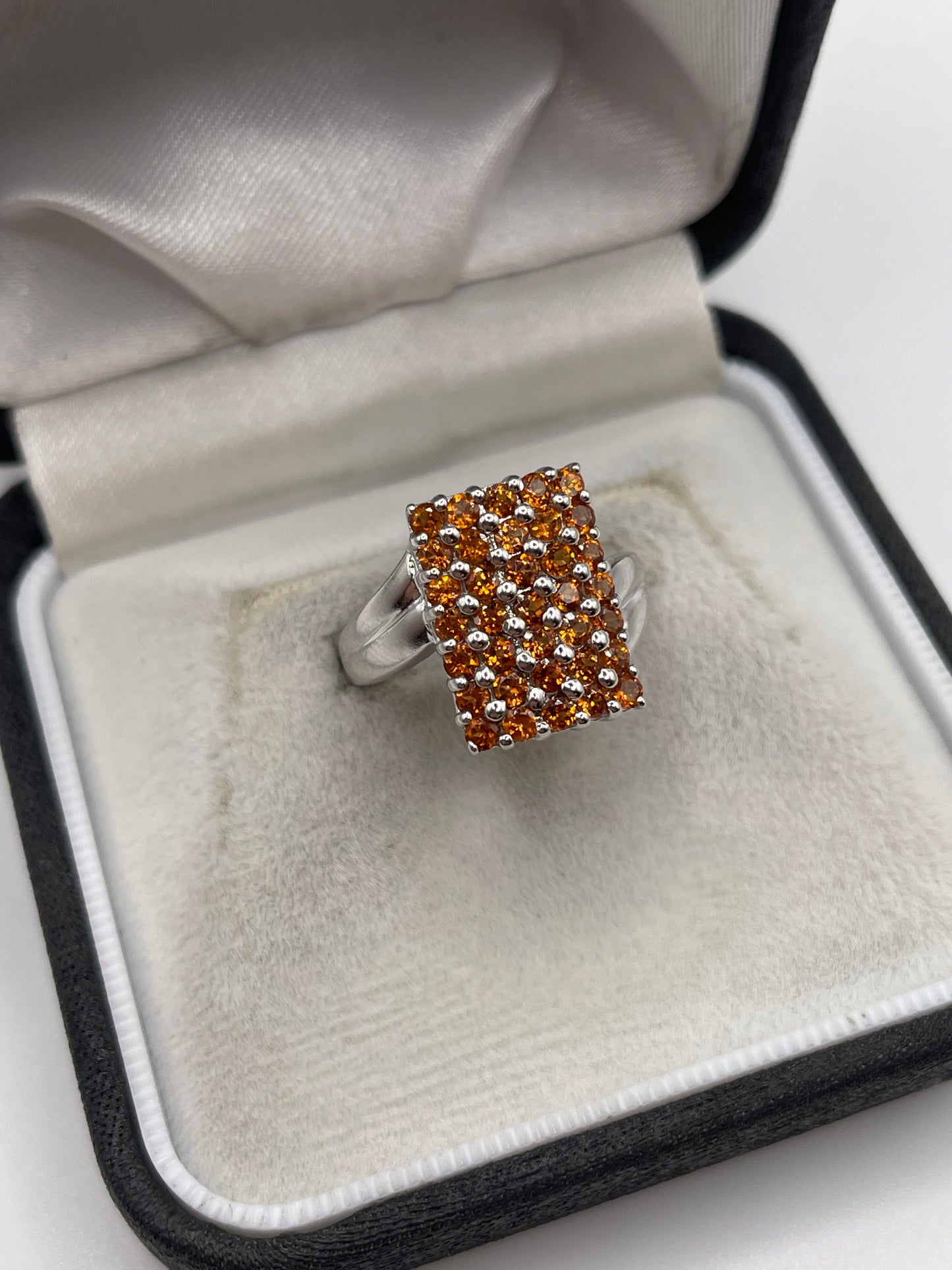 9ct white gold spessartite garnet cluster ring