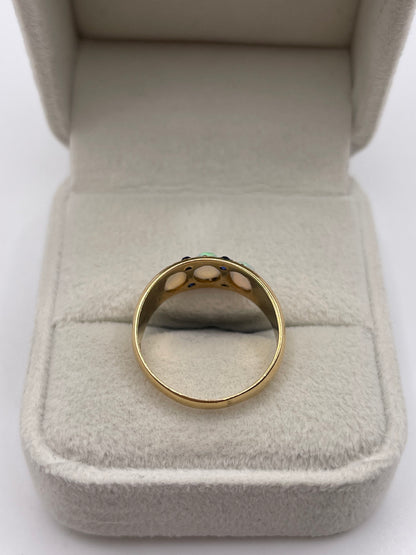 14ct gold opal and sapphire ring