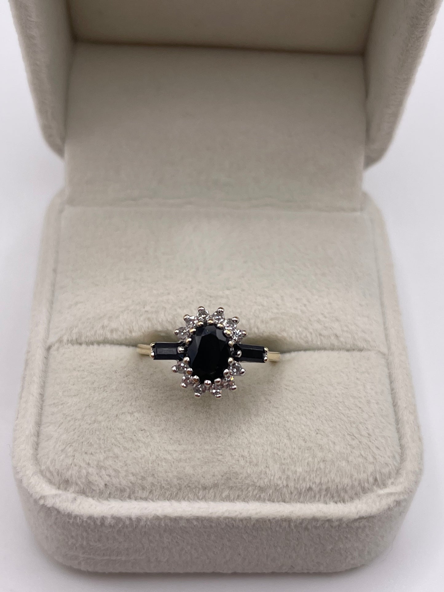 9ct gold sapphire and diamond ring