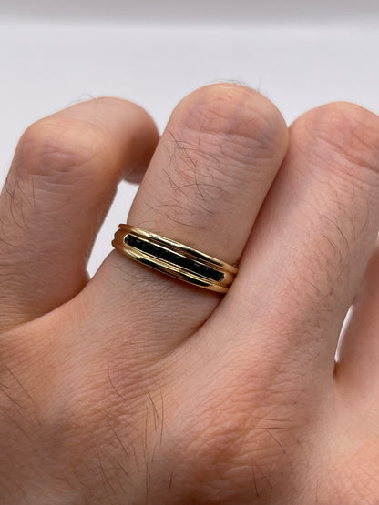 9ct gold sapphire ring