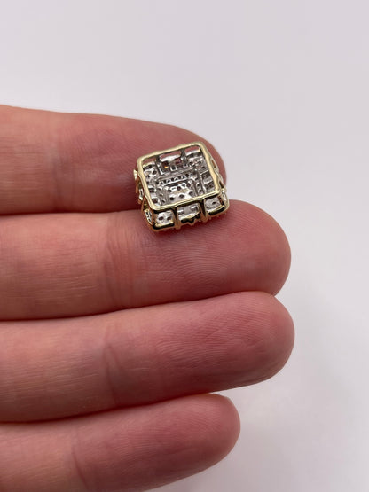 9ct gold diamond cluster pendant
