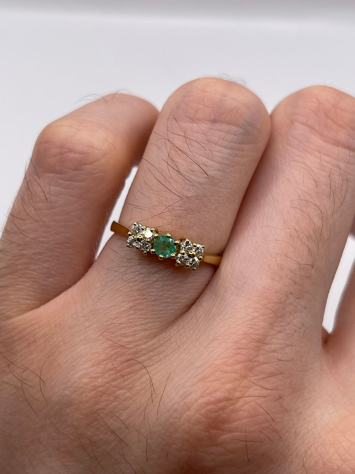 18ct gold emerald and diamond ring
