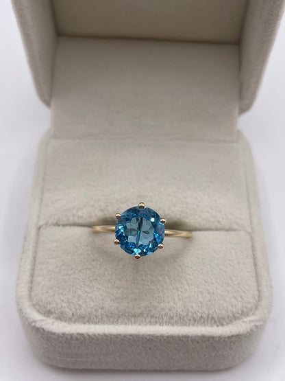 9ct gold blue topaz ring