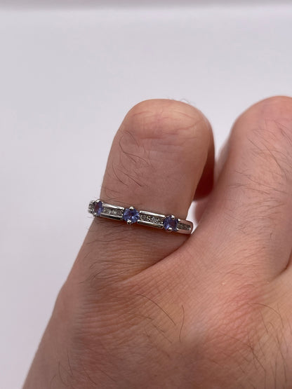 9ct white gold tanzanite and diamond ring