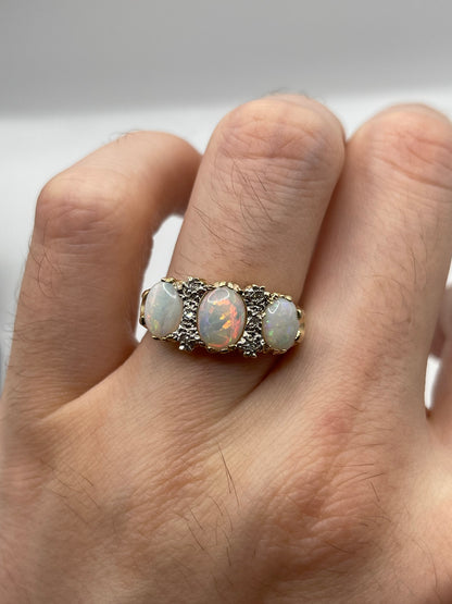9ct gold opal and diamond ring