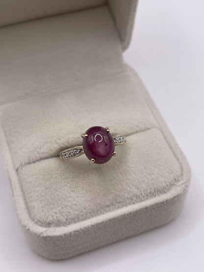 9ct gold star ruby and diamond ring