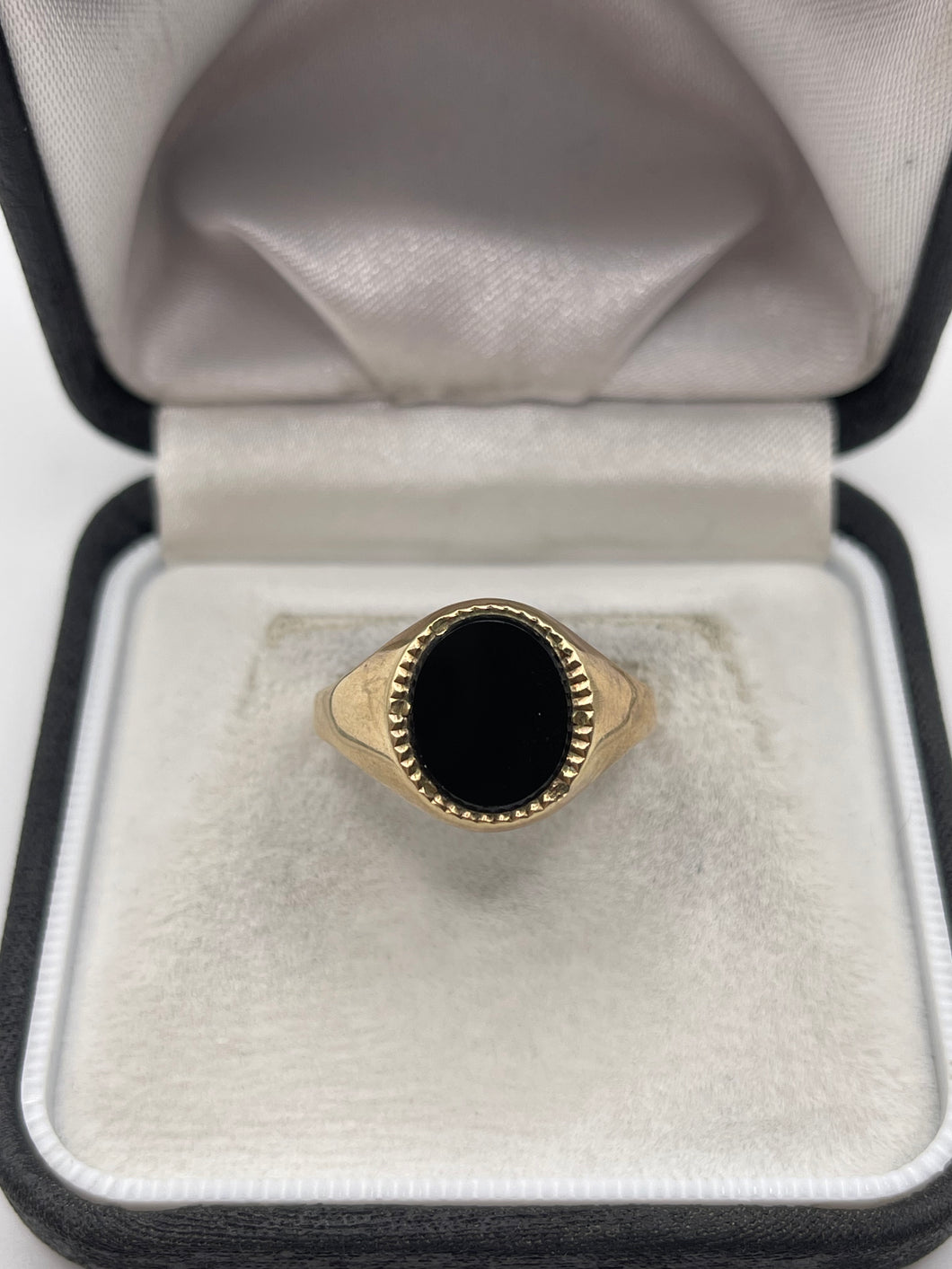 9ct gold onyx signet ring
