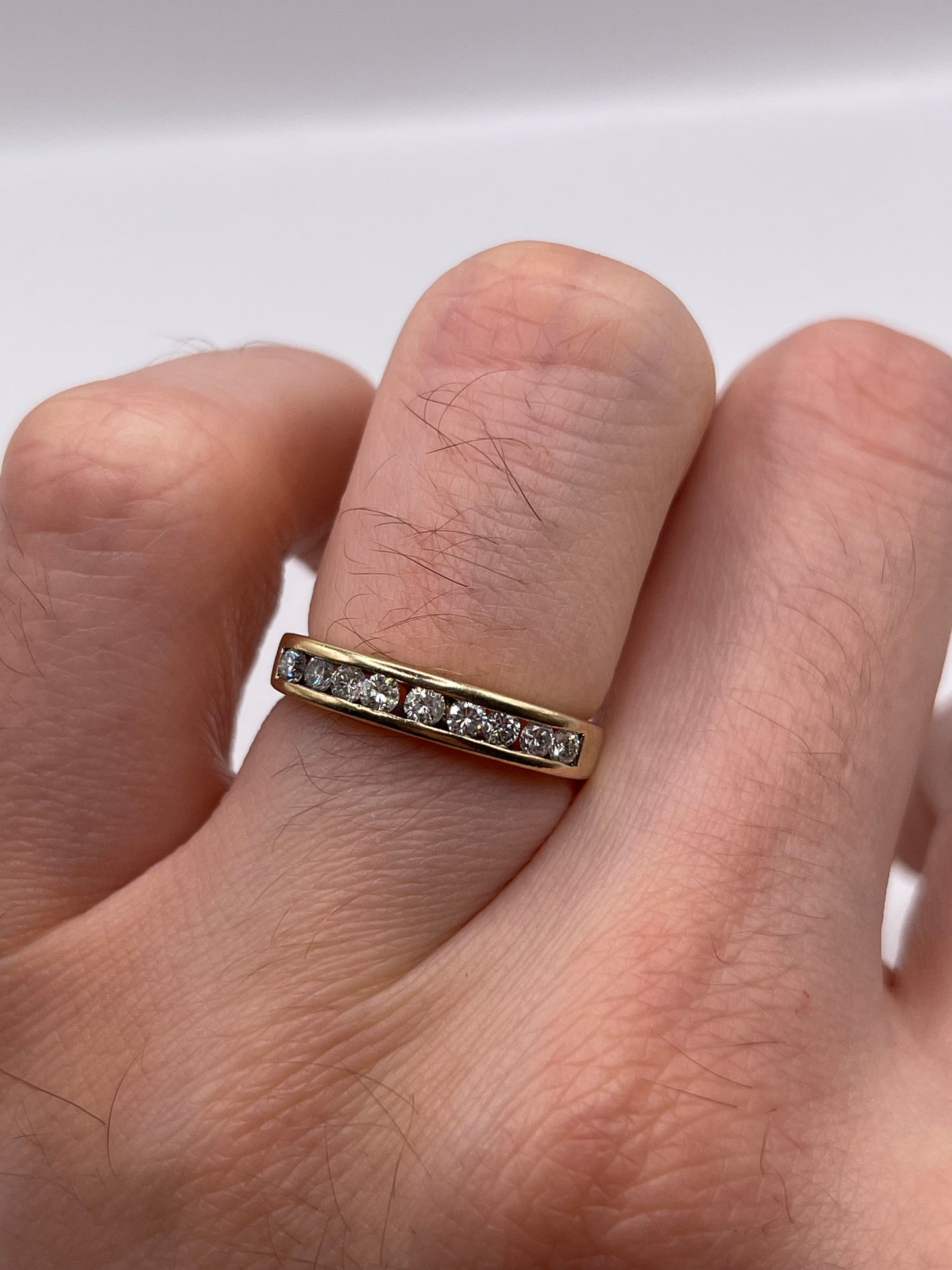 9ct gold diamond ring