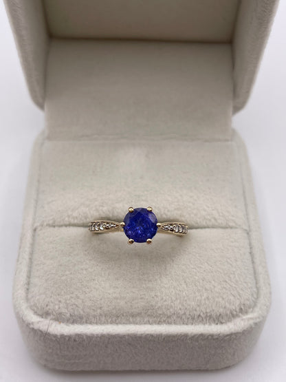 9ct gold tanzanite and zircon ring