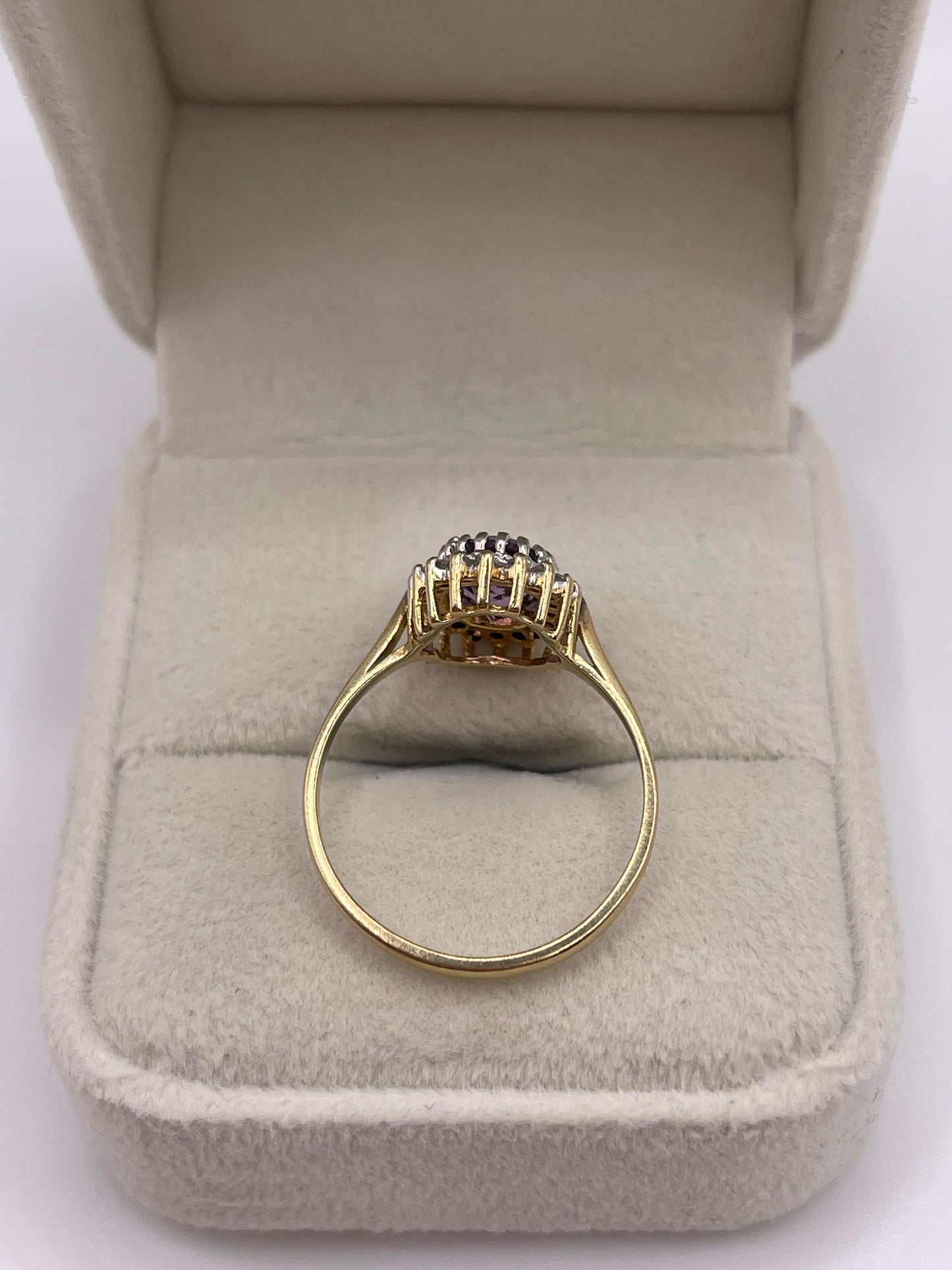 9ct gold amethyst and diamond ring