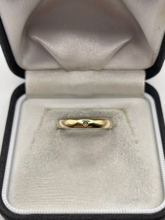 9ct gold diamond ring