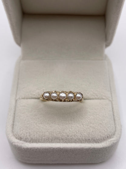 9ct gold pearl ring
