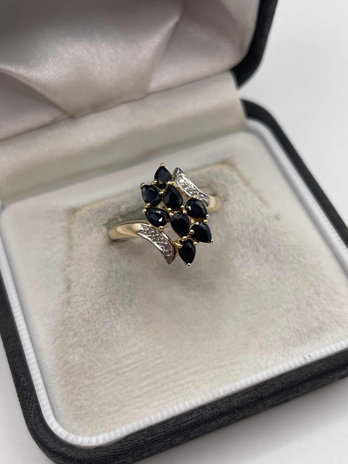 9ct gold sapphire and diamond ring