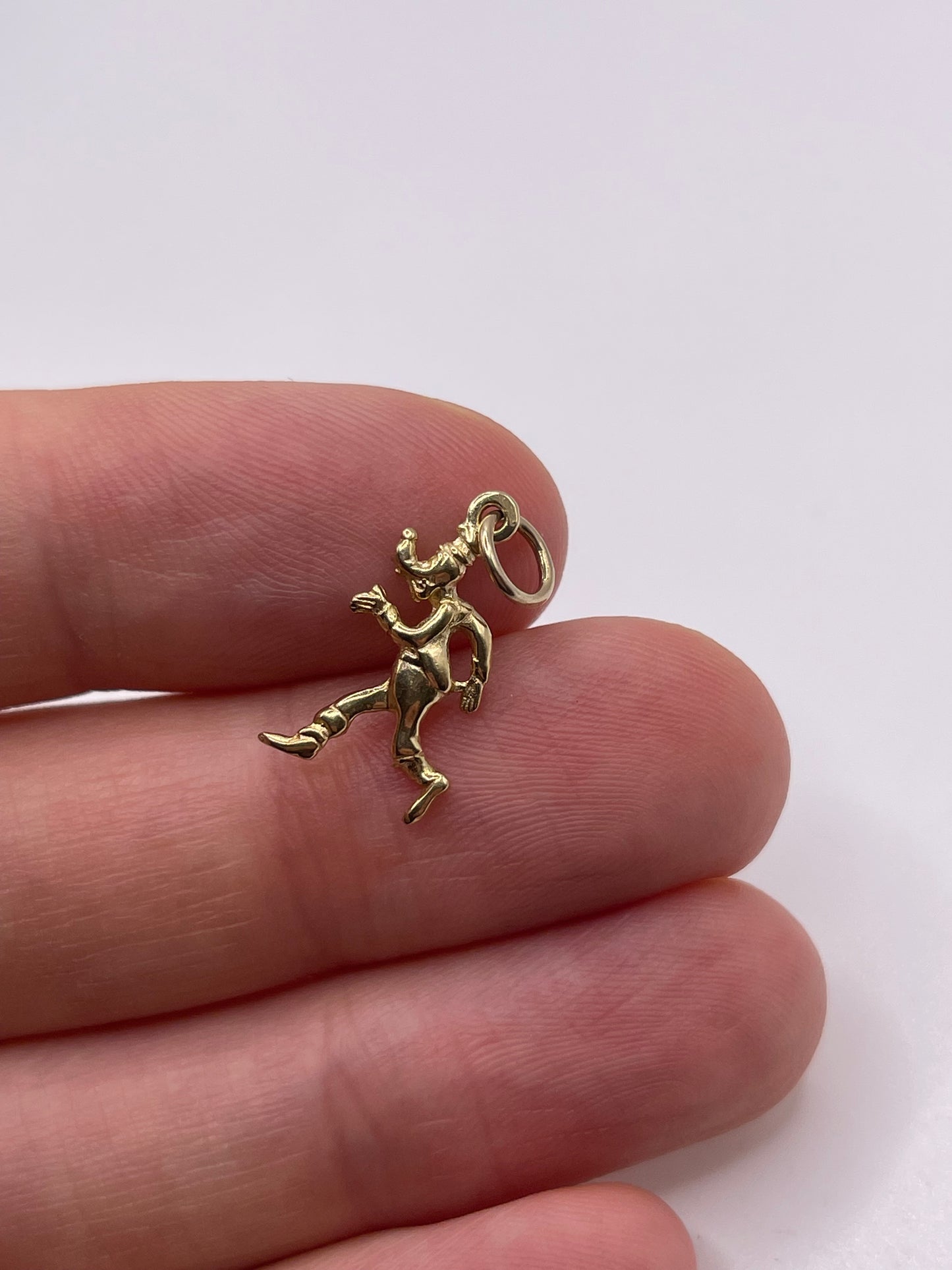 9ct gokd character charm