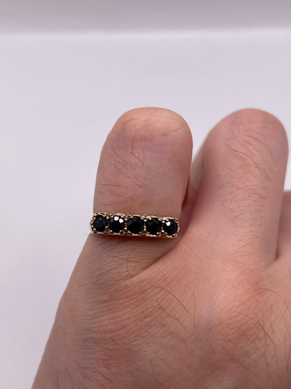 9ct gold sapphire rinv