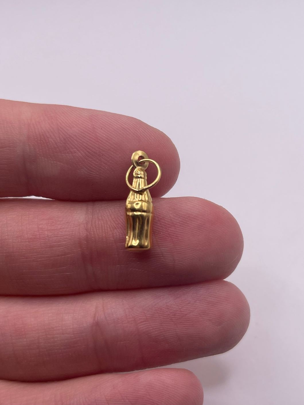 9ct gold bottle of Coke charm