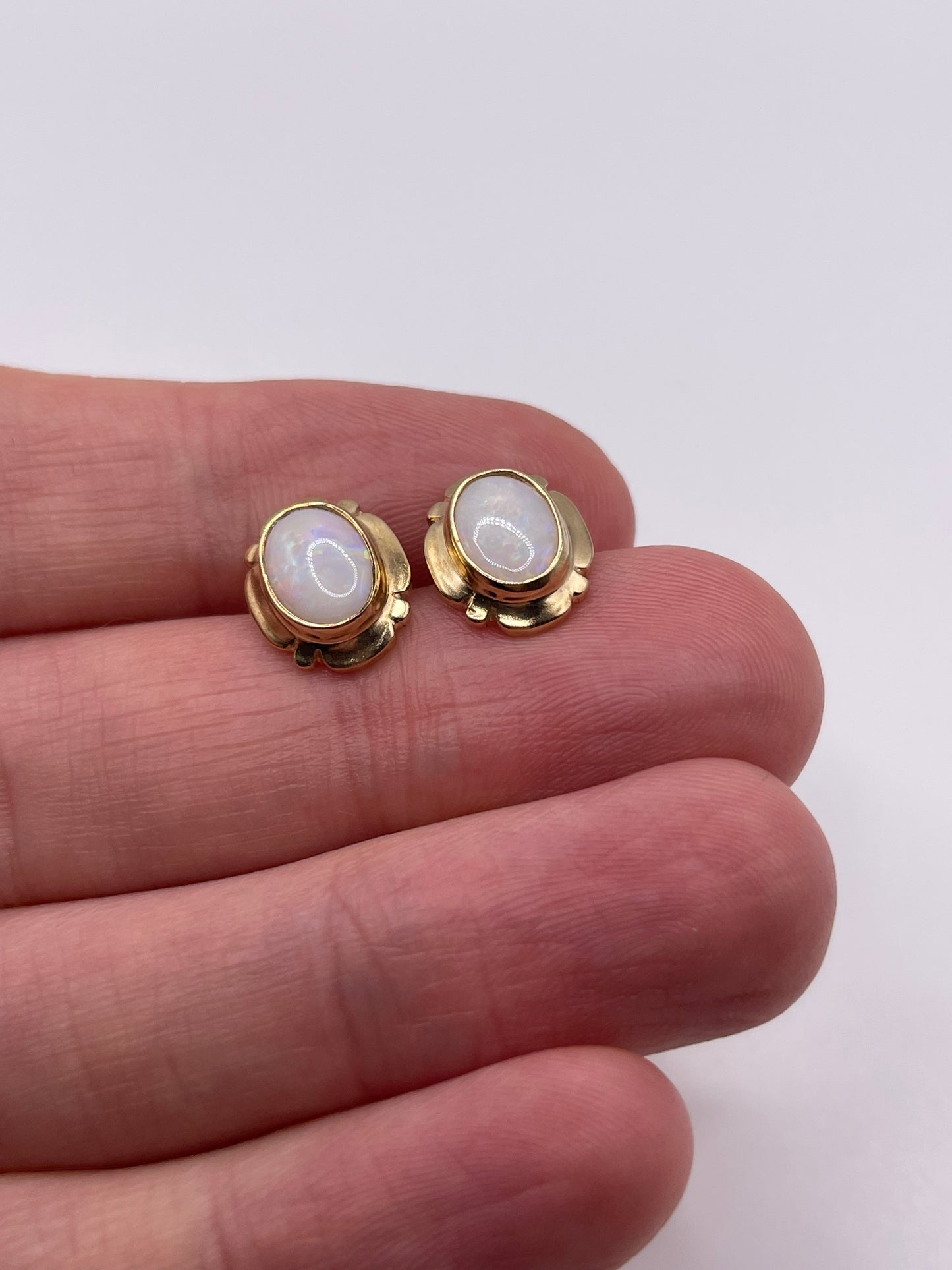 9ct gold opal earrings