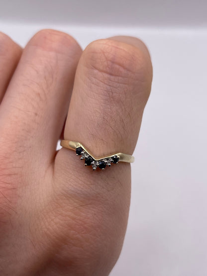 9ct gold sapphire and diamond ring