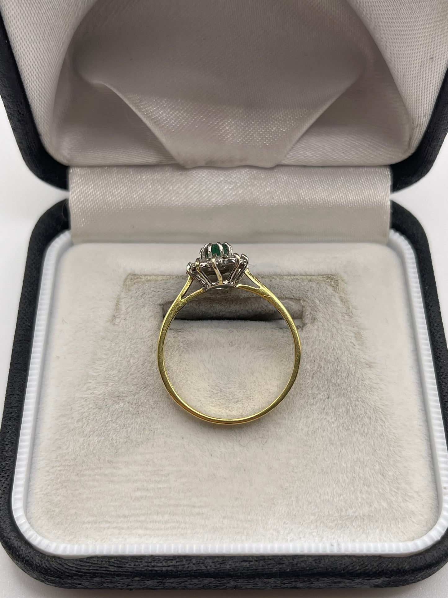 18ct gold emerald and diamond ring