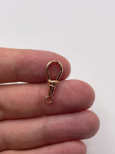Load image into Gallery viewer, 9ct gold dog clip 11
