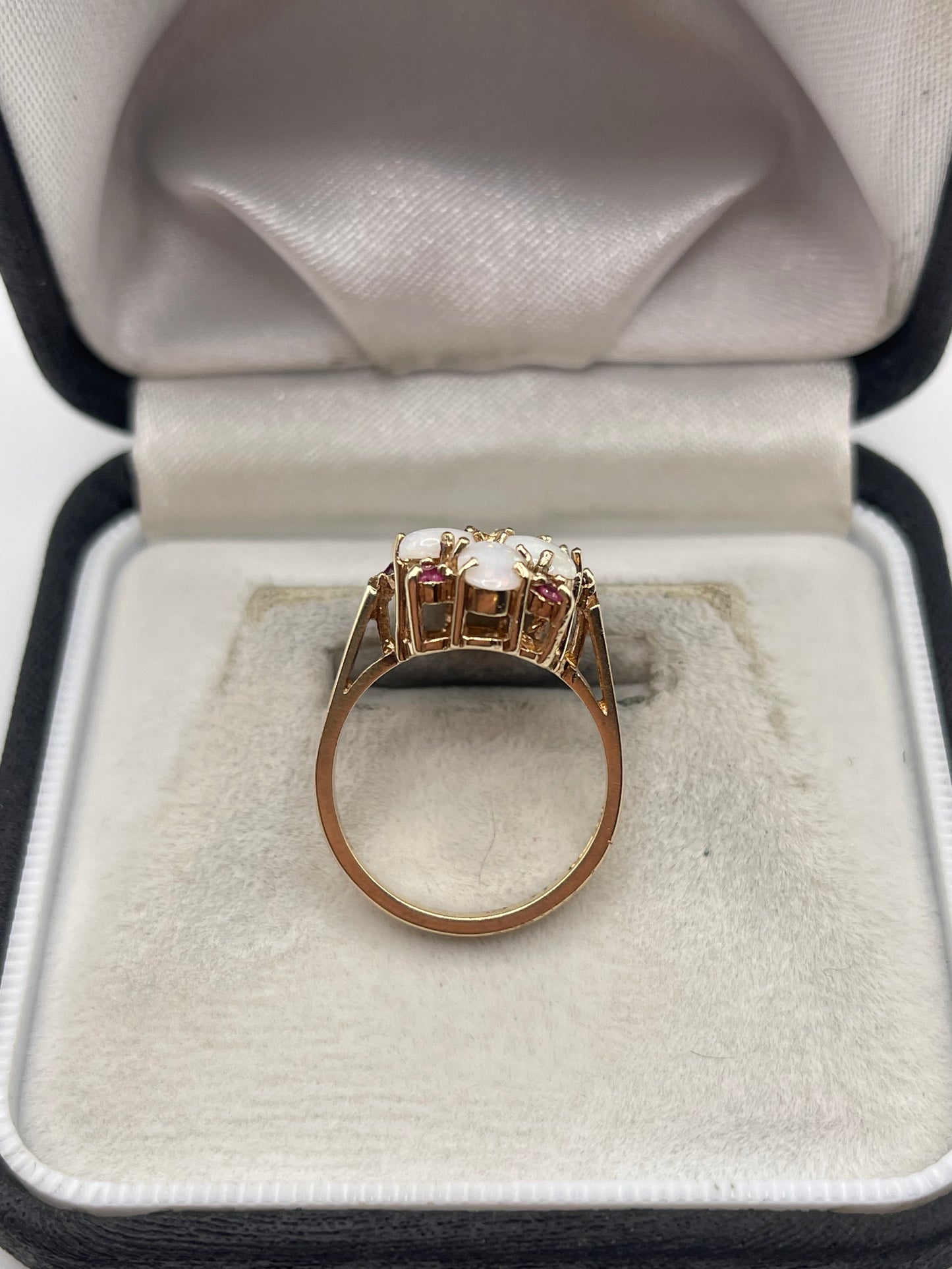 9ct gold ruby and opal ring