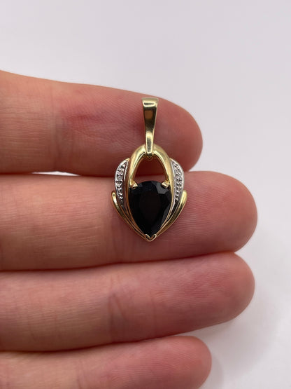 9ct gold sapphire and diamond pendant